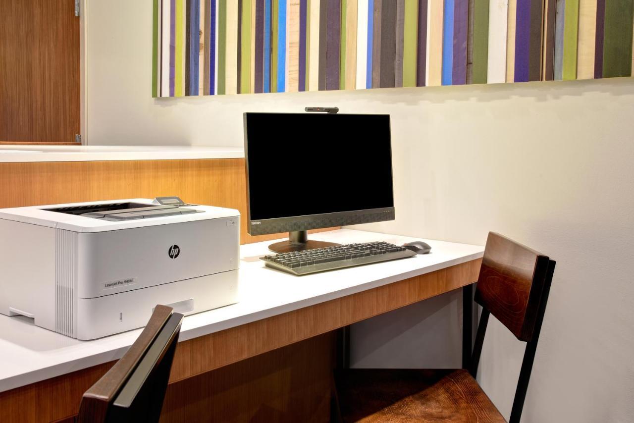 Holiday Inn Express & Suites - Ottawa By Ihg Екстериор снимка