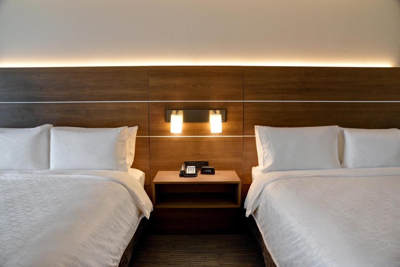 Holiday Inn Express & Suites - Ottawa By Ihg Екстериор снимка
