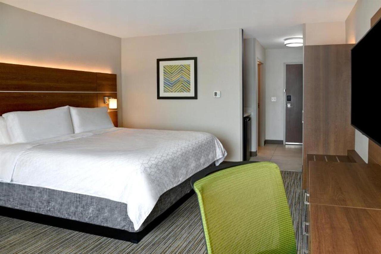 Holiday Inn Express & Suites - Ottawa By Ihg Екстериор снимка